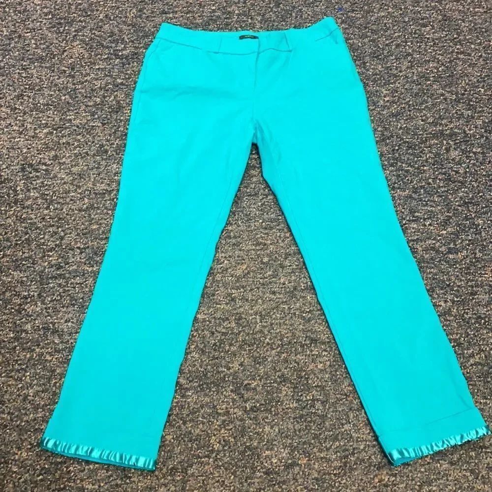 Worthington Slim Fit Teal Capris sz. 6